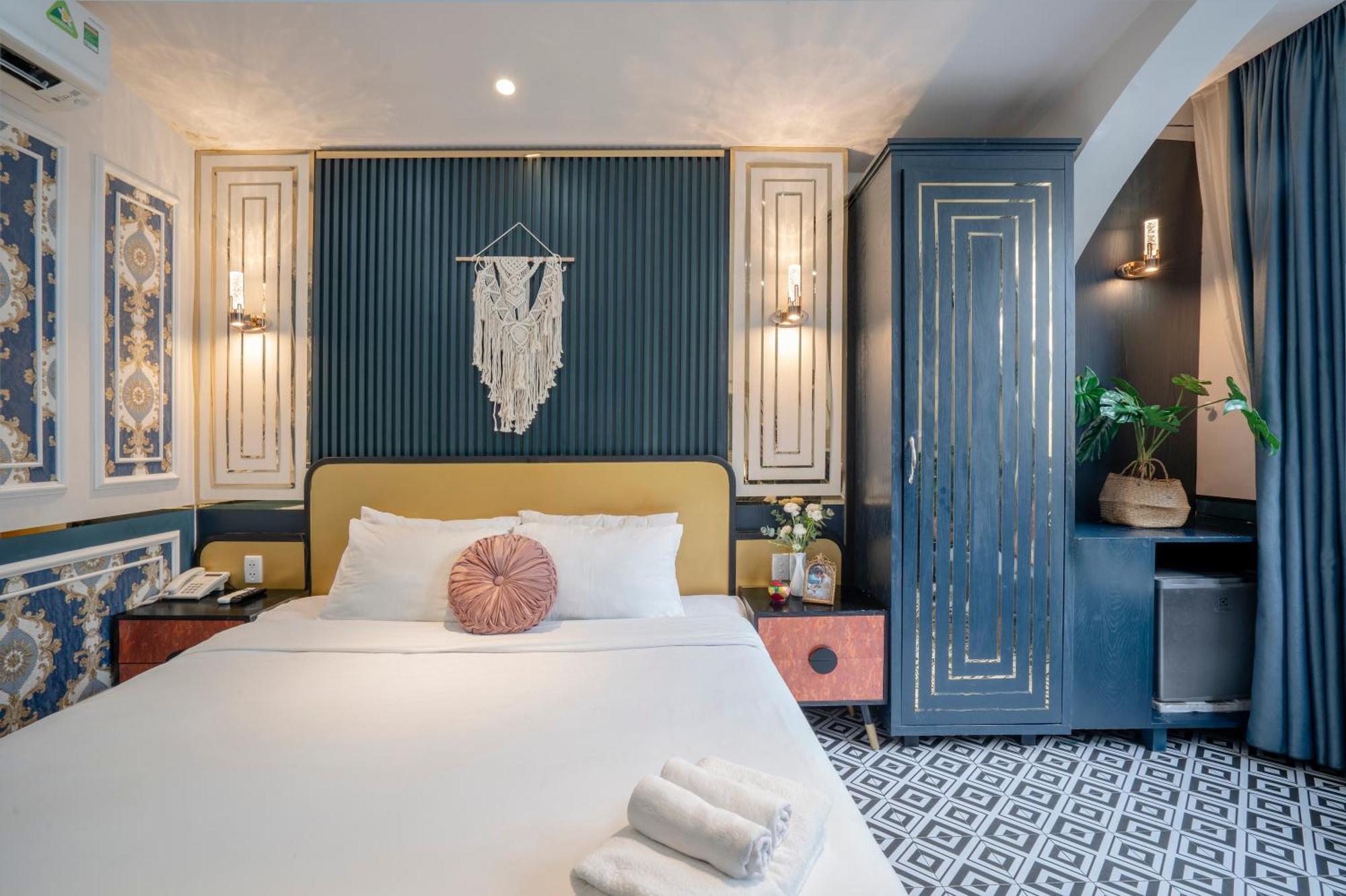 Khách sạn Nhà Dream Luxury Trung Tâm Sài Gòn 2*